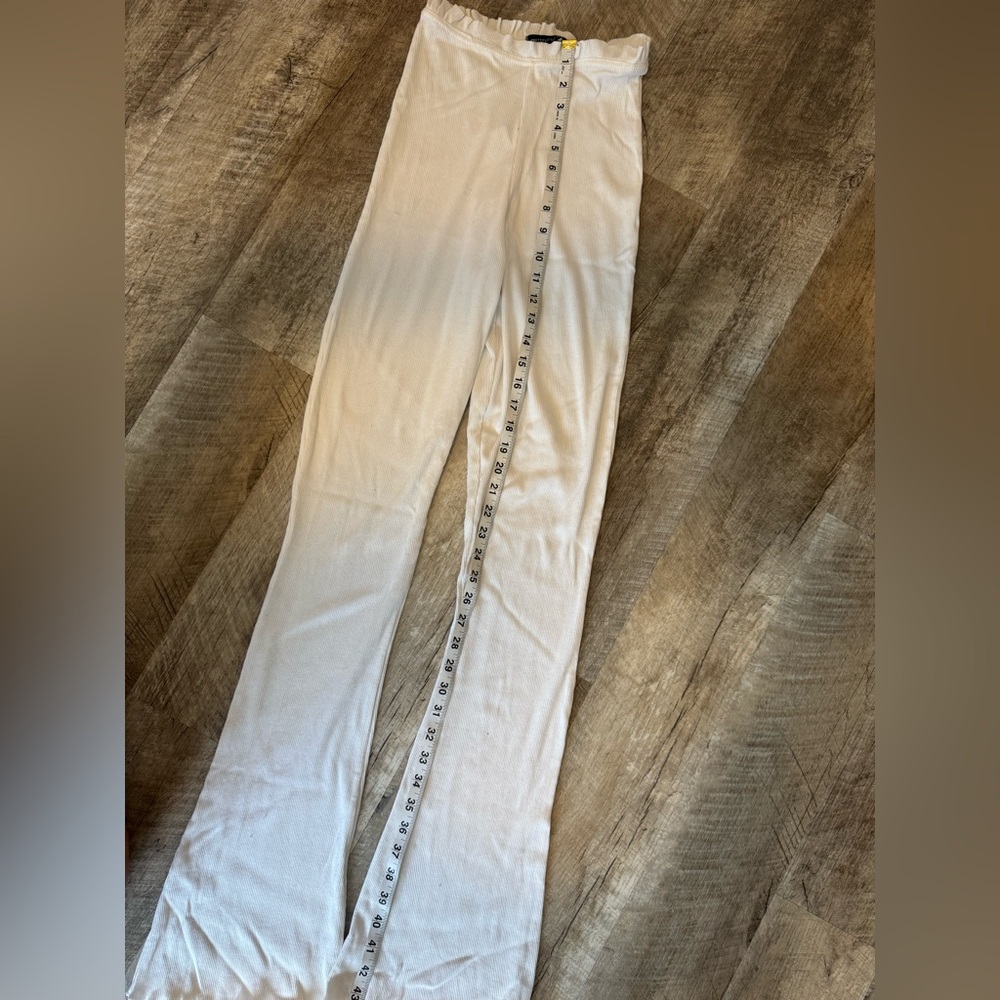 Pretty Little Thing size 4 white, ribbed, fabric, flare pants, elastic waist